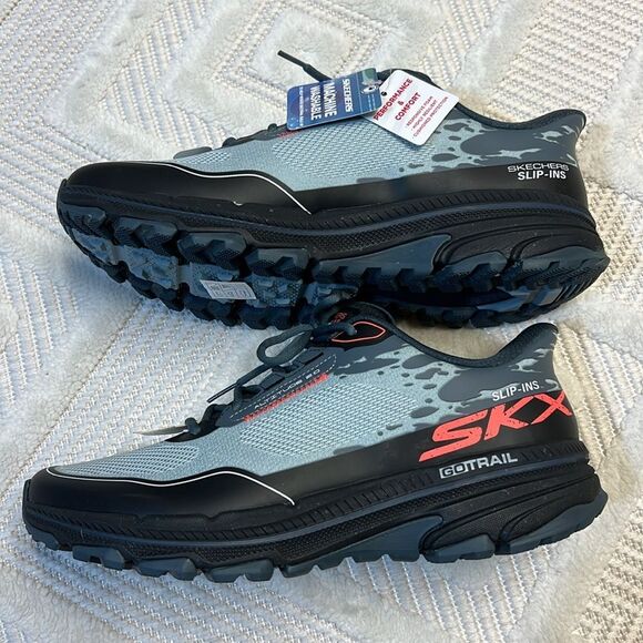 Skechers Slip-ins: GO RUN Trail Altitude 2.0 - Utmost Tread - Picture 5 of 5